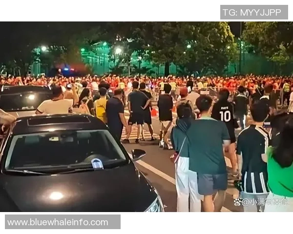 热搜榜第一!中超因一举动刷屏全网 热搜榜第一!中超因一举动刷屏全网